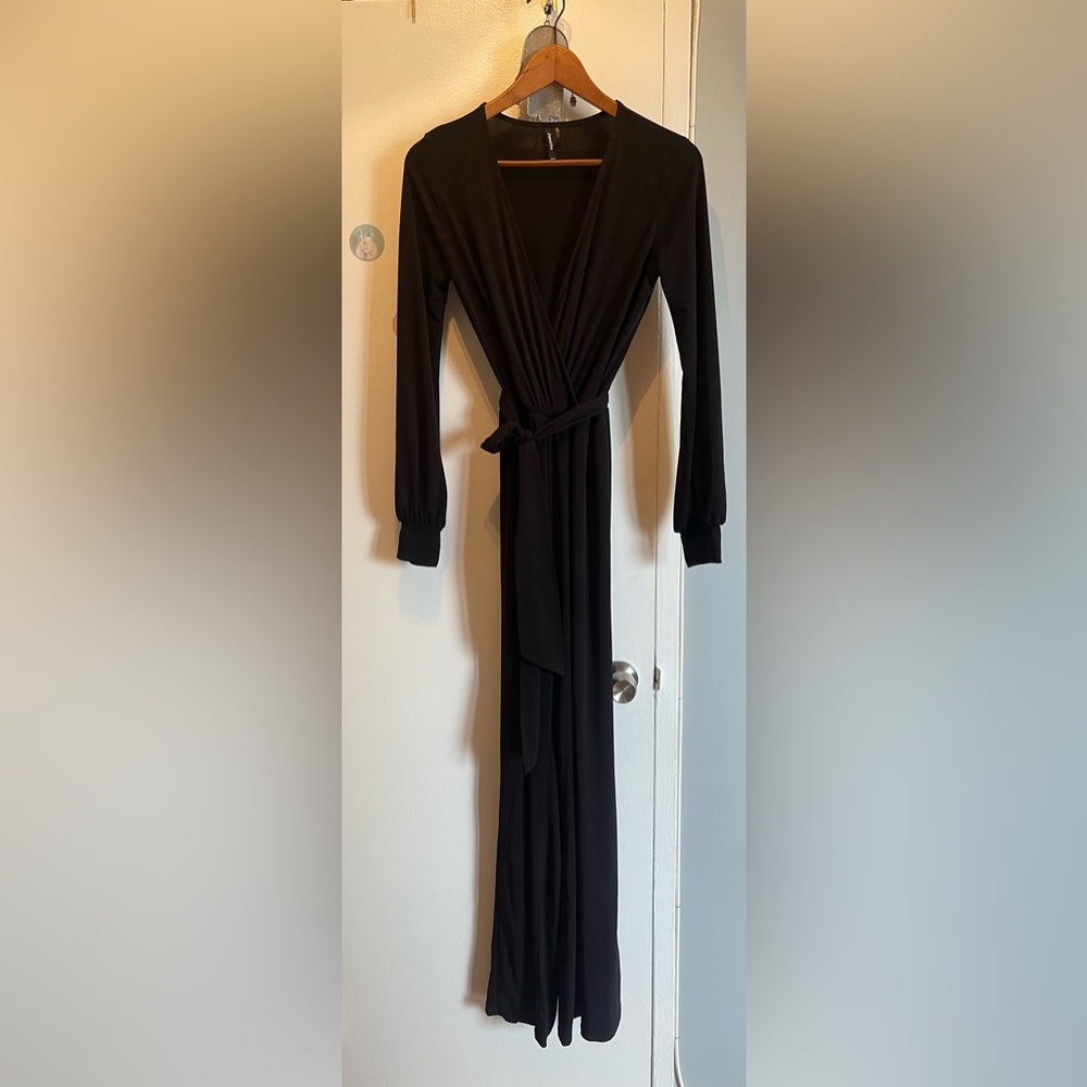 Black Long Sleeve Classic Jumpsuit With Decollete Size s. Nwot